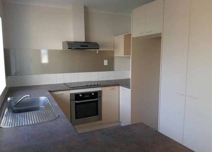  at 24 Newbegin Place, Weymouth, Manukau City, Auckland