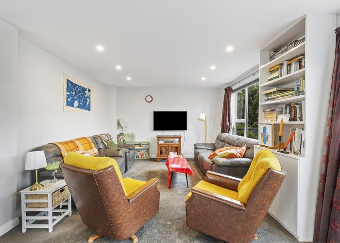  at 101 Apu Crescent, Lyall Bay, Wellington