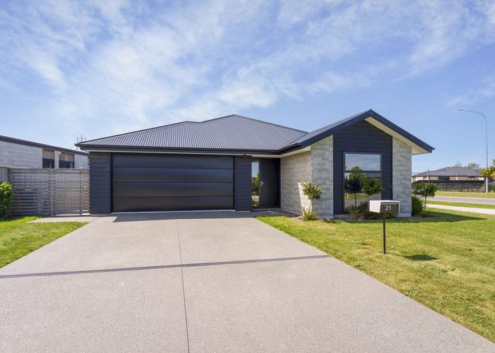  at 21 Oakleigh Street, Ravenswood, Waimakariri, Canterbury
