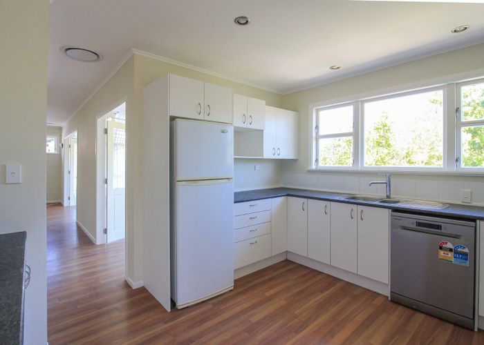  at 2 Magnolia Grove, Maungaraki, Lower Hutt, Wellington