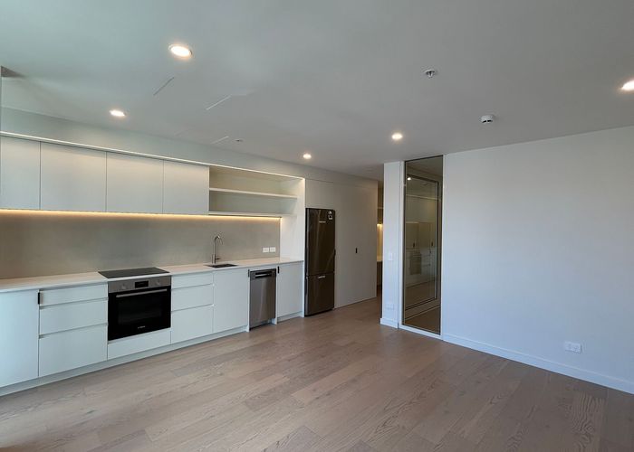  at 1013/10 Alpha Street, Te Aro, Wellington