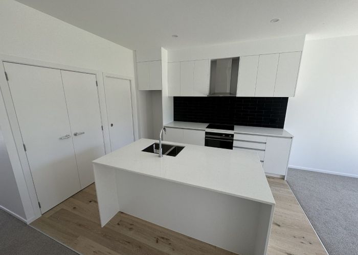 at 11 Houhere Close, Albany, Auckland