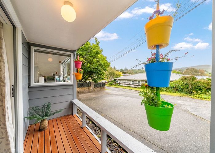  at 19B James Grove, Stokes Valley, Lower Hutt, Wellington