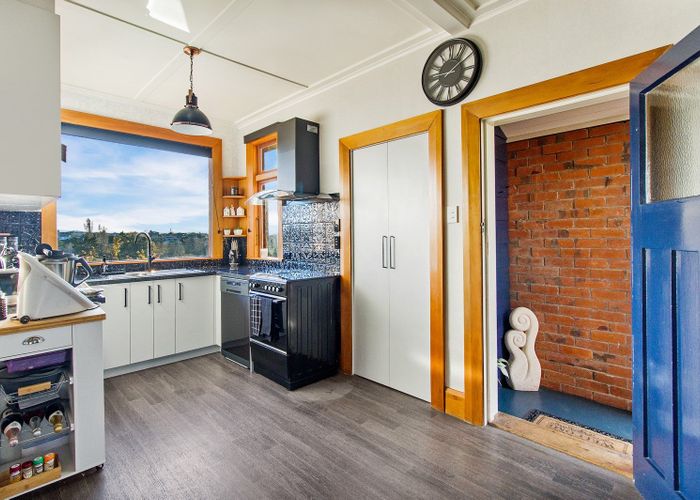  at 6 Kitchener Square, Highfield, Timaru