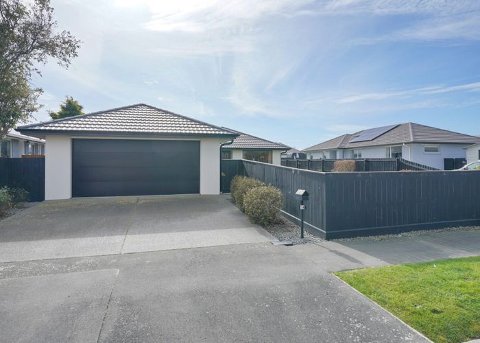  at 14 Royal Park Drive, Parklands, Christchurch