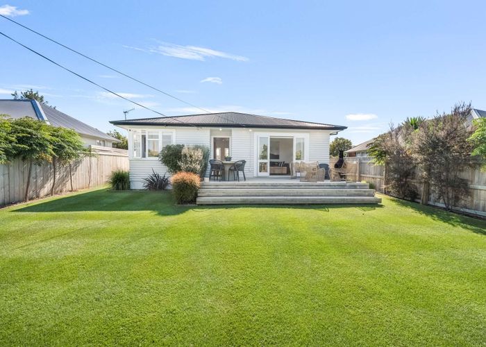  at 112 Geddis Avenue, Maraenui, Napier, Hawke's Bay