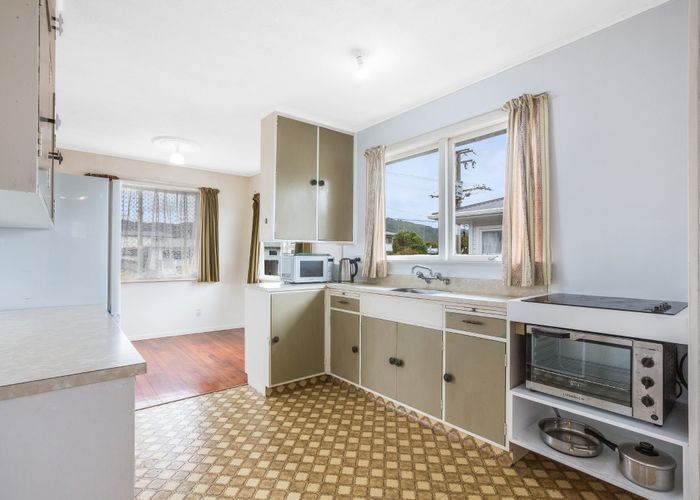  at 31 Karamu Crescent, Wainuiomata, Lower Hutt