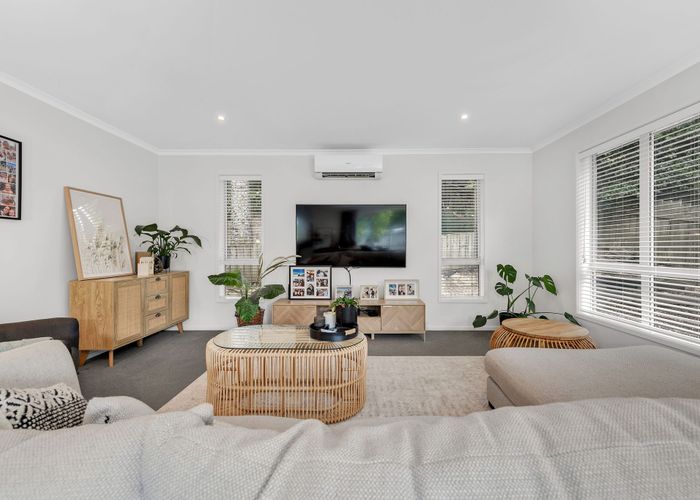  at 12A Bacot Place, Howick, Auckland