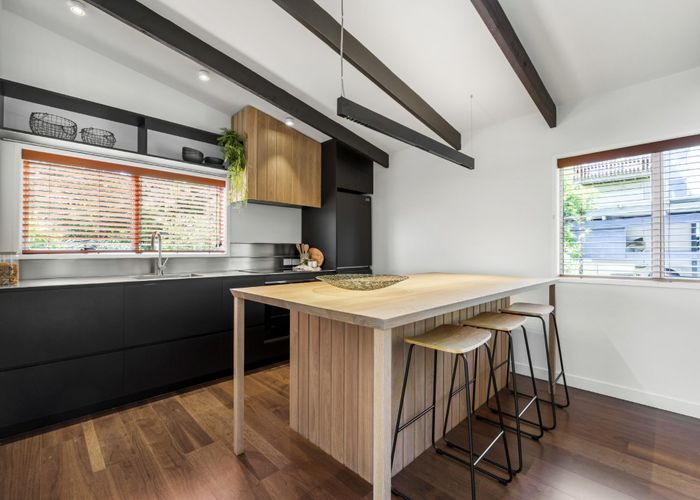  at 8/7 Balmain Road, Birkenhead, North Shore City, Auckland