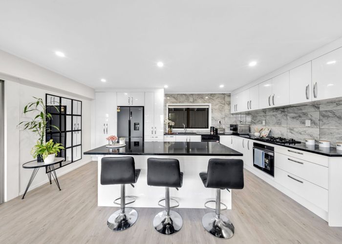  at 1/8 Gills Road, Bucklands Beach, Manukau City, Auckland