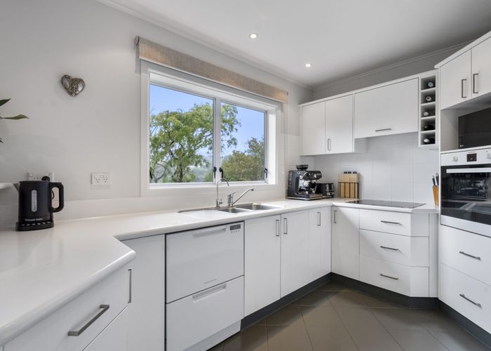  at 10 Whitby Place, Westown, New Plymouth