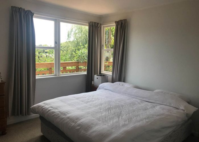  at 5 Atkinson Road, Titirangi, Auckland