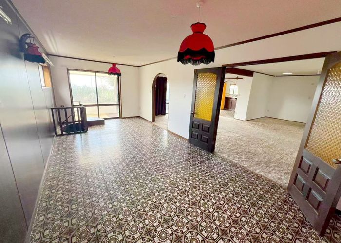  at 56 Balmain Road, Chatswood, North Shore City, Auckland