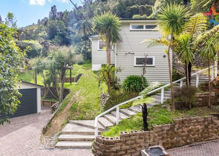  at 141 Kamahi Street, Stokes Valley, Lower Hutt