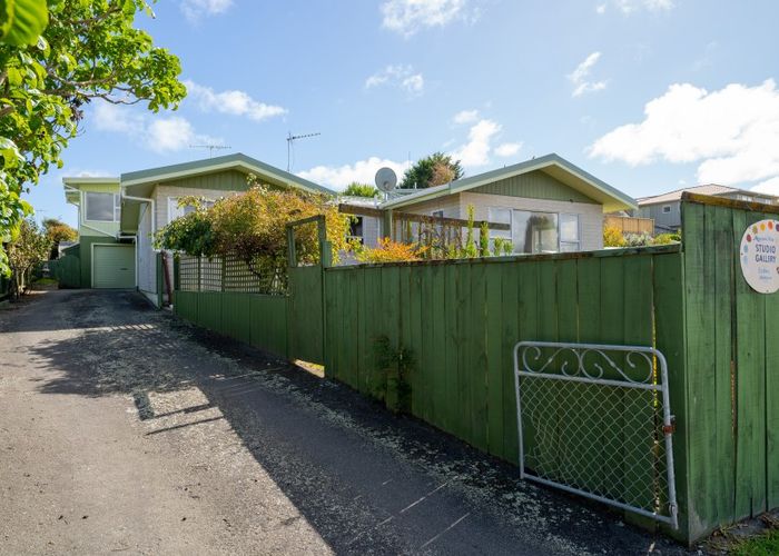  at 14 Robert Mckeen Street, Otaki Beach, Otaki