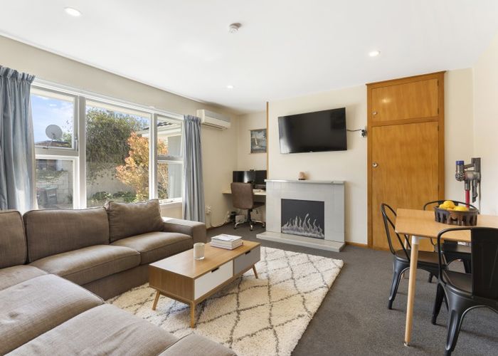  at 2/94 Nayland Street, Sumner, Christchurch