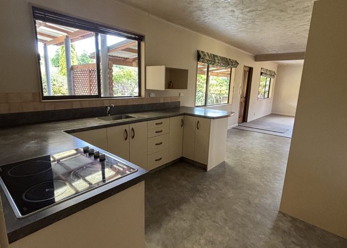  at 77 Hoddy Road, Redwood Valley, Richmond