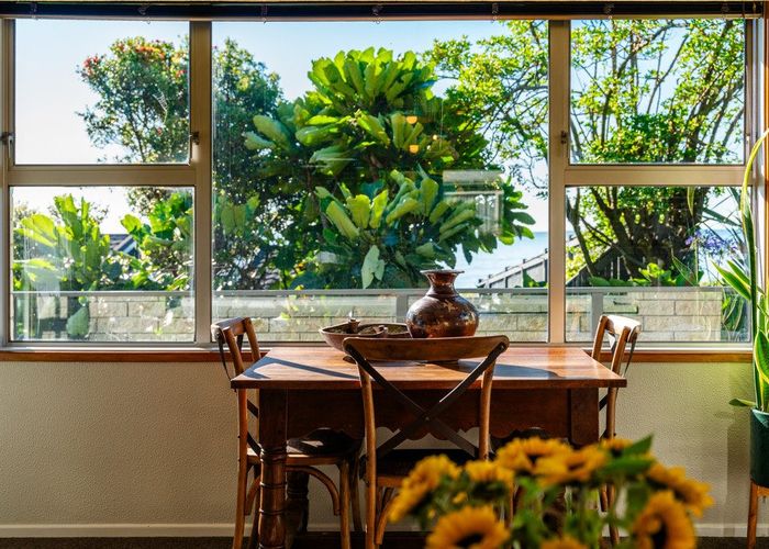  at 5/27 Beach Road, Paekakariki, Kapiti Coast, Wellington