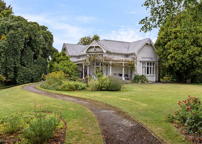  at 186 Racecourse Road, Sockburn, Christchurch