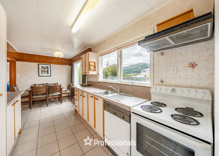  at 8 Norfolk Street, Wainuiomata, Lower Hutt, Wellington
