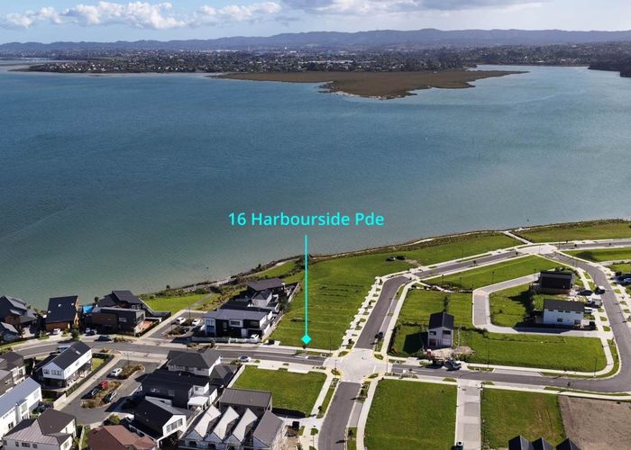  at 16 Harbourside Parade, Hobsonville, Waitakere City, Auckland