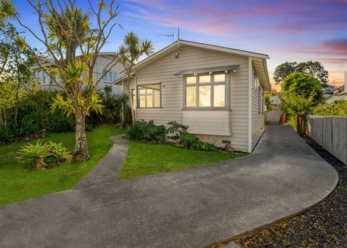  at 37 Elizabeth Street, Mount Eden, Auckland City, Auckland