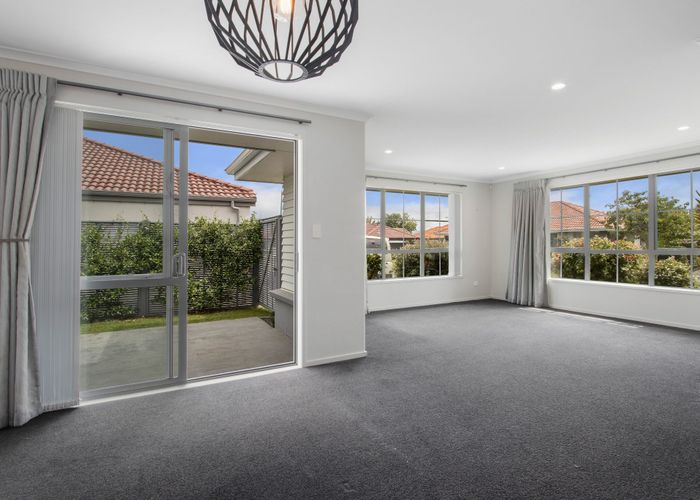  at 6 Muirfield Crescent, Katikati