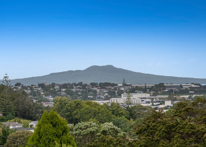  at 3/22 Hogans Road, Glenfield, North Shore City, Auckland