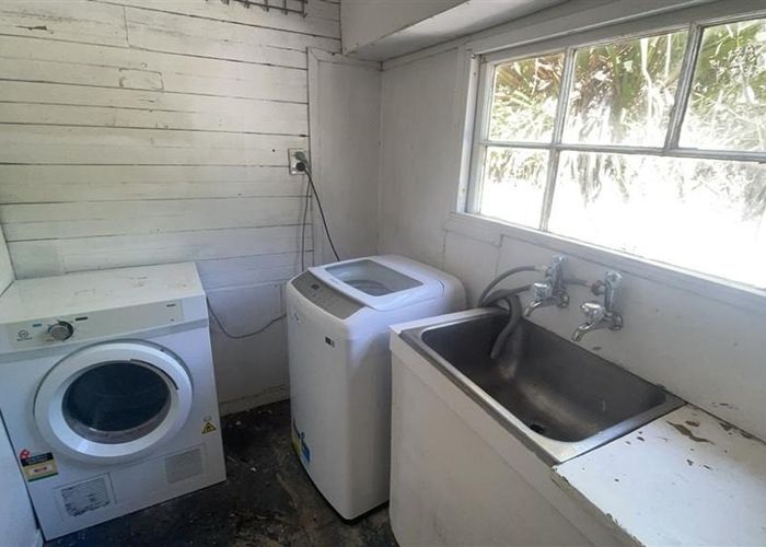  at 37 Raroa Road, Kelburn, Wellington, Wellington