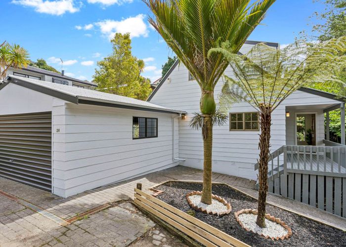  at 28 Longfellow Parade, Glen Eden, Waitakere City, Auckland