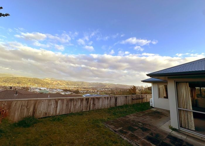  at 5 Swain Grove, Riverstone Terraces, Upper Hutt, Wellington