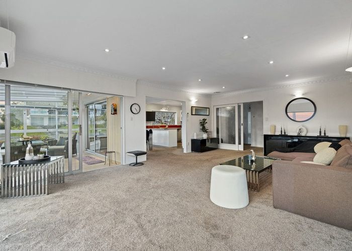  at 20 Katavich Place, Mount Roskill, Auckland