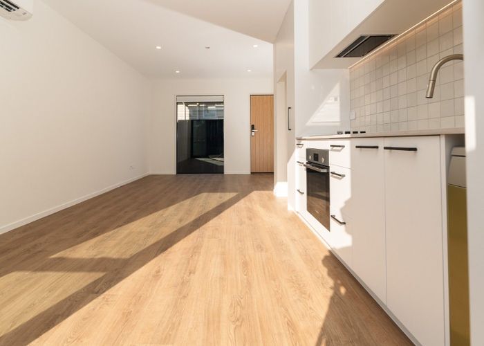  at 26C Leybourne Circle, Glen Innes, Auckland