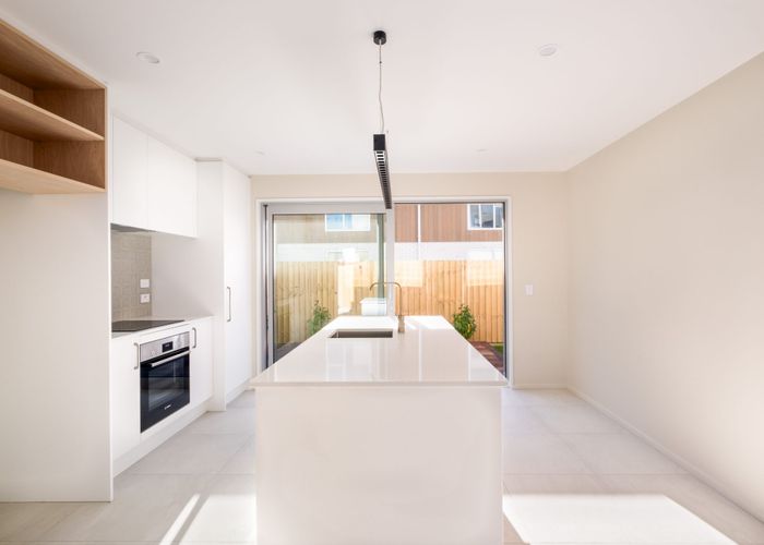  at 2/50 Marine Parade, North New Brighton, Christchurch City, Canterbury