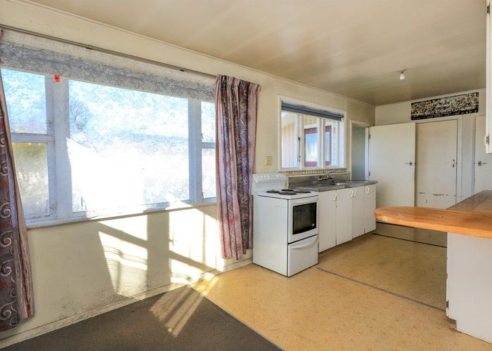  at 515 Lowe Street, Camberley, Hastings