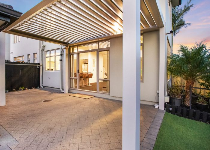  at 137 Baverstock Road, Flat Bush, Auckland