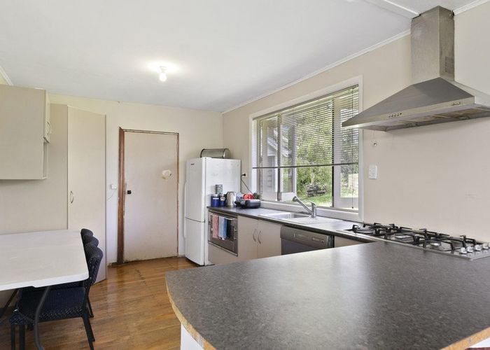  at 14 Chew Place, Ranui, Porirua