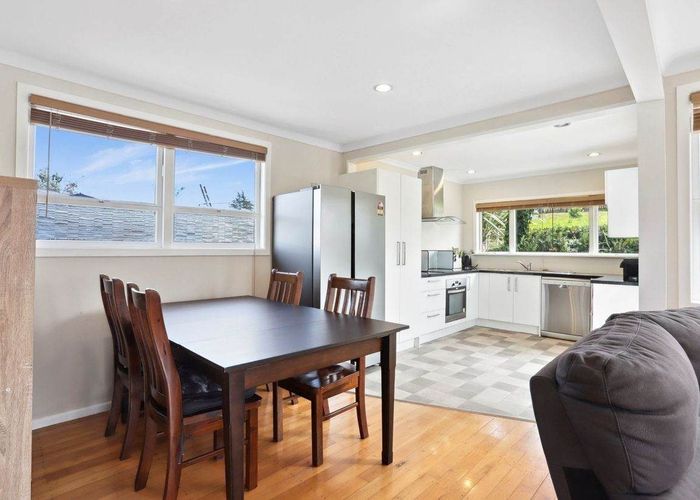  at 88 Willerton Avenue, New Lynn, Waitakere City, Auckland