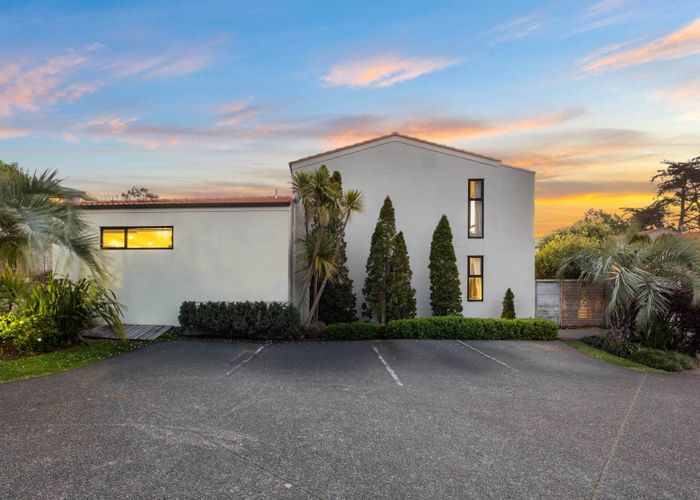  at 3/270 Sunset Road, Windsor Park, North Shore City, Auckland