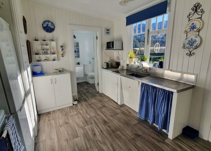  at 1401 Main Road, Stillwater, Greymouth