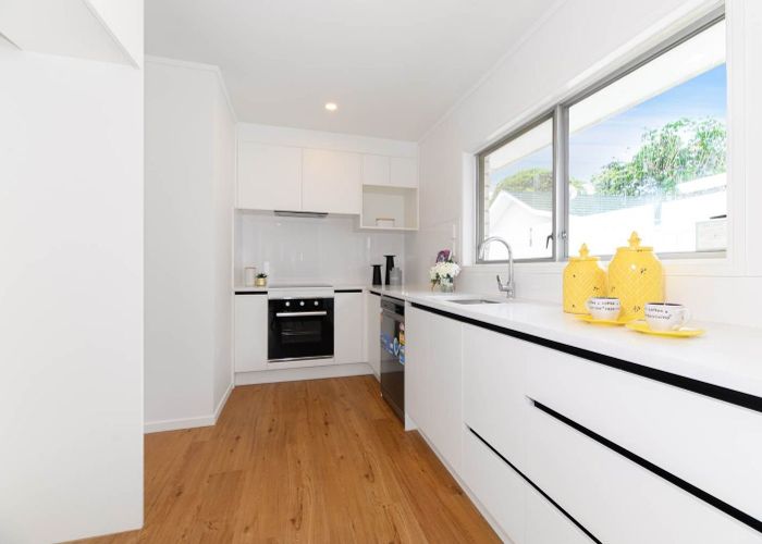  at 57 Woolfield Road, Papatoetoe, Auckland