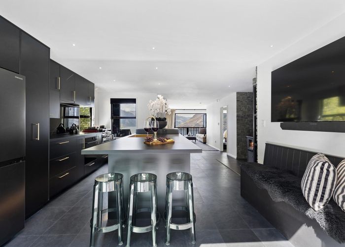  at 13 Caples Place, Fernhill, Queenstown