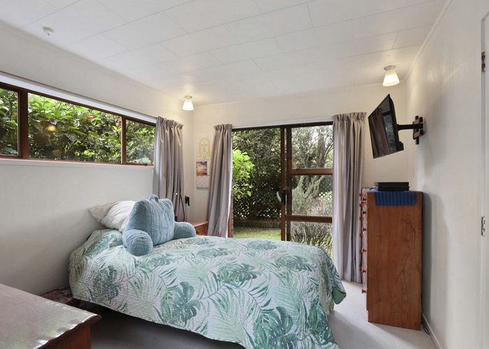  at 1/46 Seabrook Avenue, New Lynn, Waitakere City, Auckland