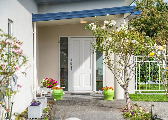  at 17 Parkwood Grove, Trentham, Upper Hutt
