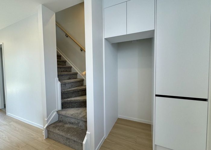  at 16/22 Cleland Crescent, Blockhouse Bay, Auckland City, Auckland