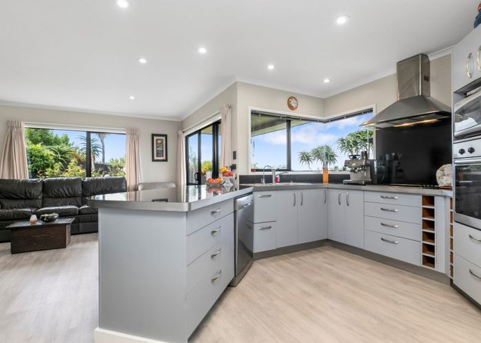  at 4 Orion Drive, Welcome Bay, Tauranga