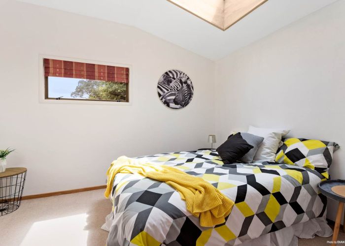  at 1/17 Sandown Road, Rothesay Bay, North Shore City, Auckland