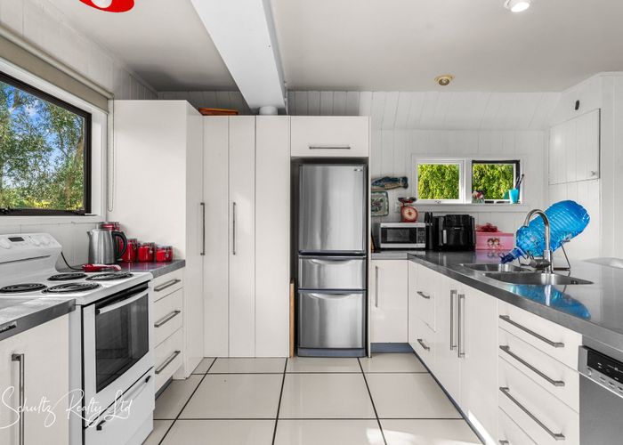  at 38 Oxford Street, Whakapirau, Kaipara, Northland