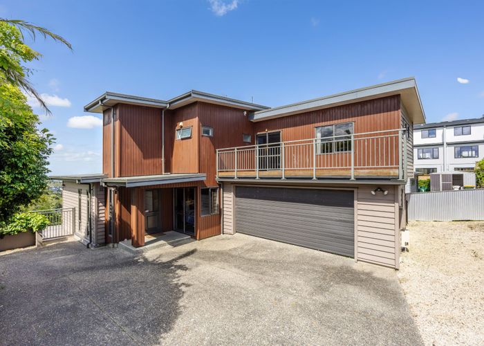  at 937A East Coast Road, Torbay, North Shore City, Auckland