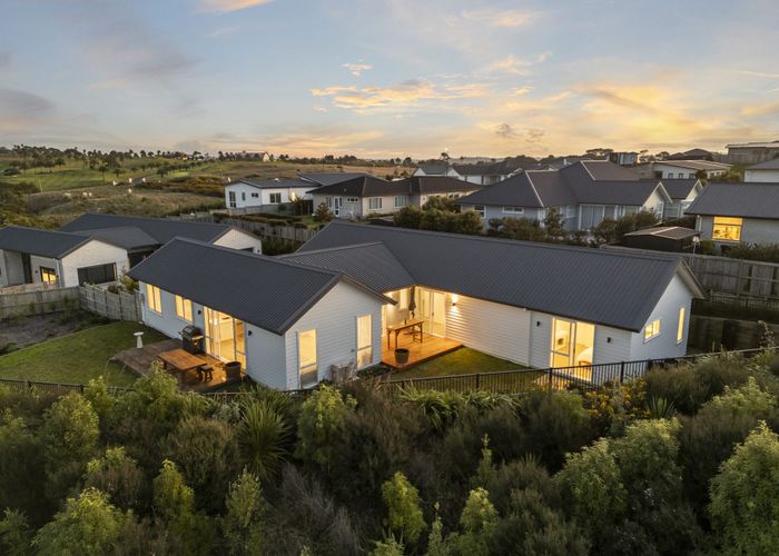  at 20 Angiangi Crescent, Beachlands, Auckland